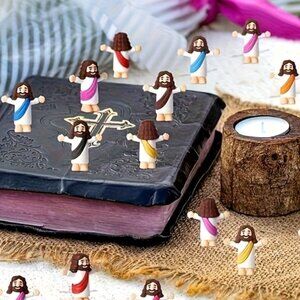 50 Little Jesus Figures Everyone Needs a Little Jesus Easter Gifts Church NWT z